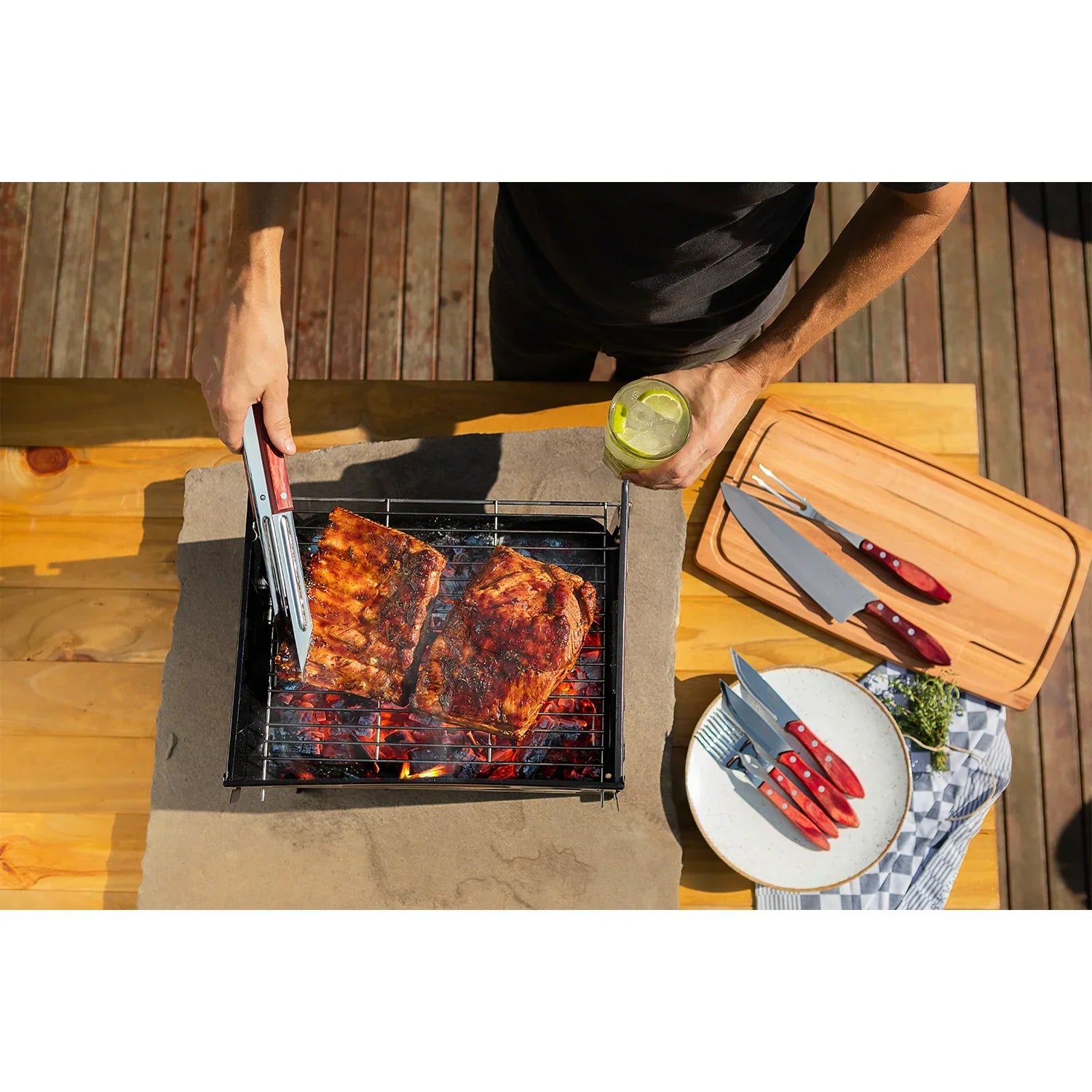 *CLEARANCE* Tramontina Carbon Steel Flat-Packed Portable BBQ Grill